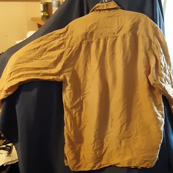 Gold silk IN Private top - Picture 2 of 2